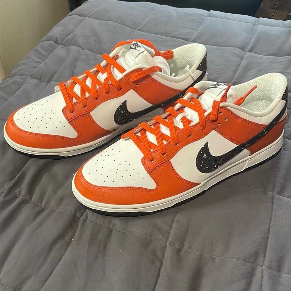 Nike Orange and White Sneakers Retro Comfort